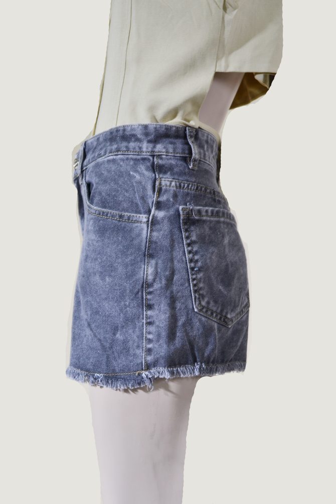 Short Megan